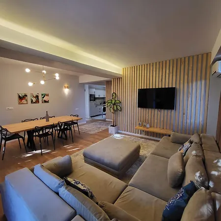 Apartament Elegant Cu Terasa 布加勒斯特 Exterior photo